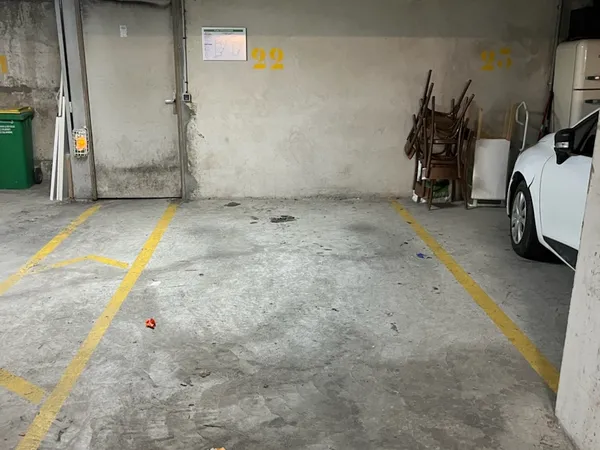 Loue parking 8m² Butte Bergeyre