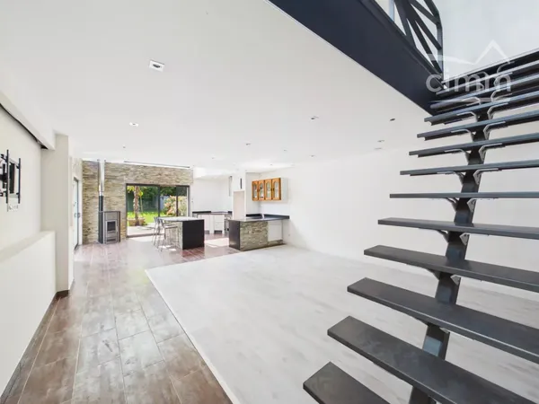 Maison de type 3 de 166 m² + appartement indépendant et garage