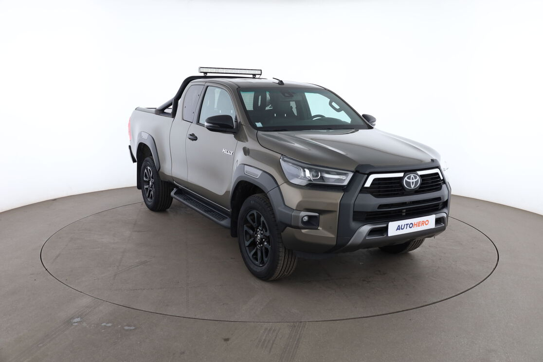 Toyota Hilux 4WD 2.4 D-4D X-Tra Cabine Invincible — photo 7