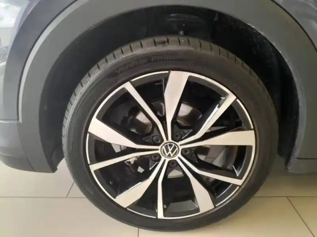 Volkswagen T-Cross 1.0 tsi 116ch r-line edition dsg7 — photo 9