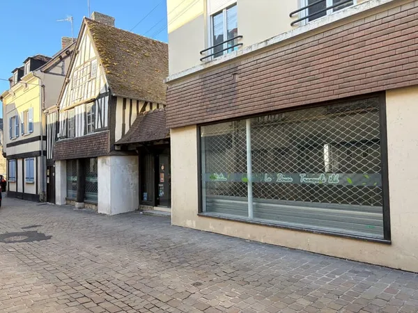 GAILLON CENTRE - LOCAL COMMERCIAL - 120 M2