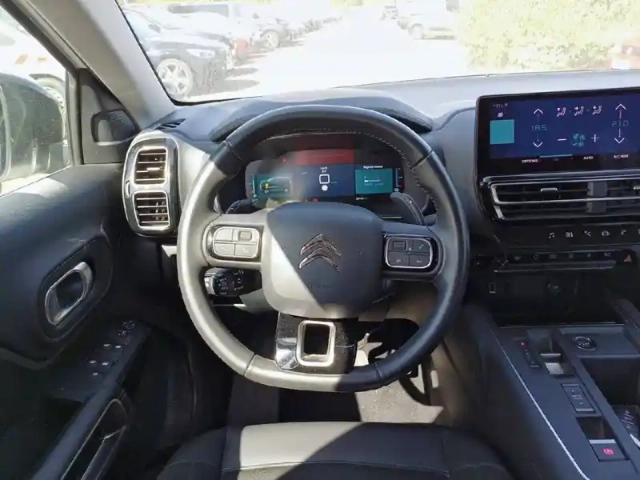 Citroën C5 Aircross hybride rechargeable 225 e-eat8 — photo 9