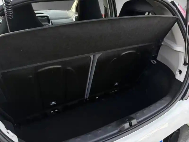 Toyota Aygo 1.0 vvt-i x-play — photo 14