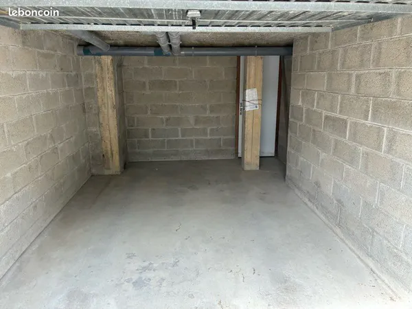 Garage fermé
