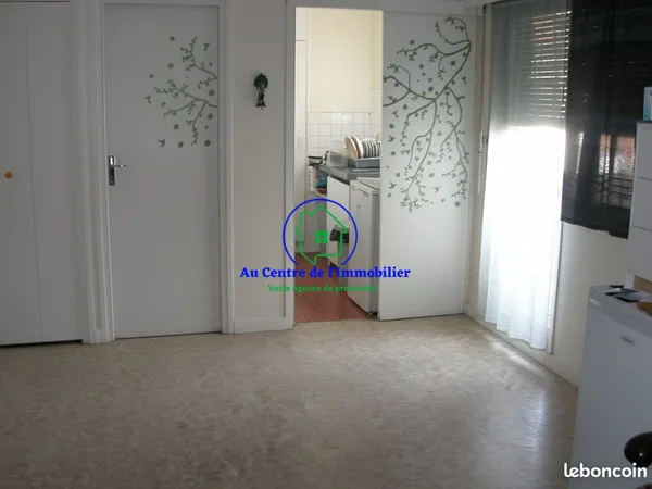 Studio 1 pièce 25 m²