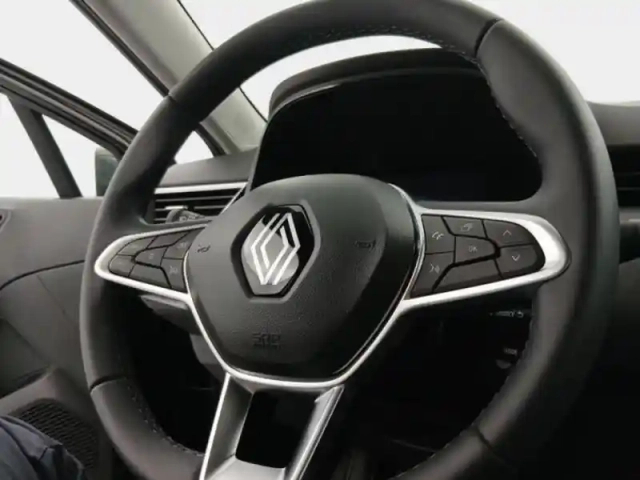 Renault Clio 1.0 tce 90ch evolution — photo 15