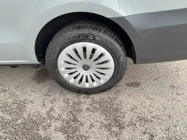 Mercedes Vito fourgon 114 cdi long bvm6 rwd — photo 43