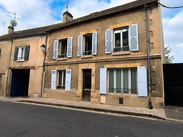 A vendre maison ancienne rénovée 126m² sur terrain 657m²