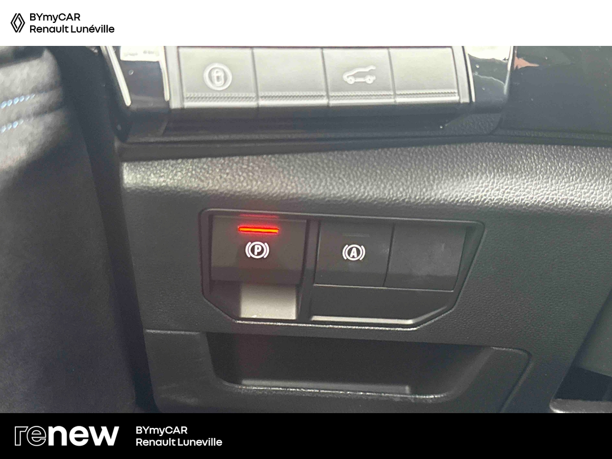 Renault Austral full hybrid E-Tech 200 ch — photo 18