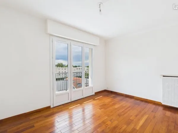Appartement 5 pièces 122 m²