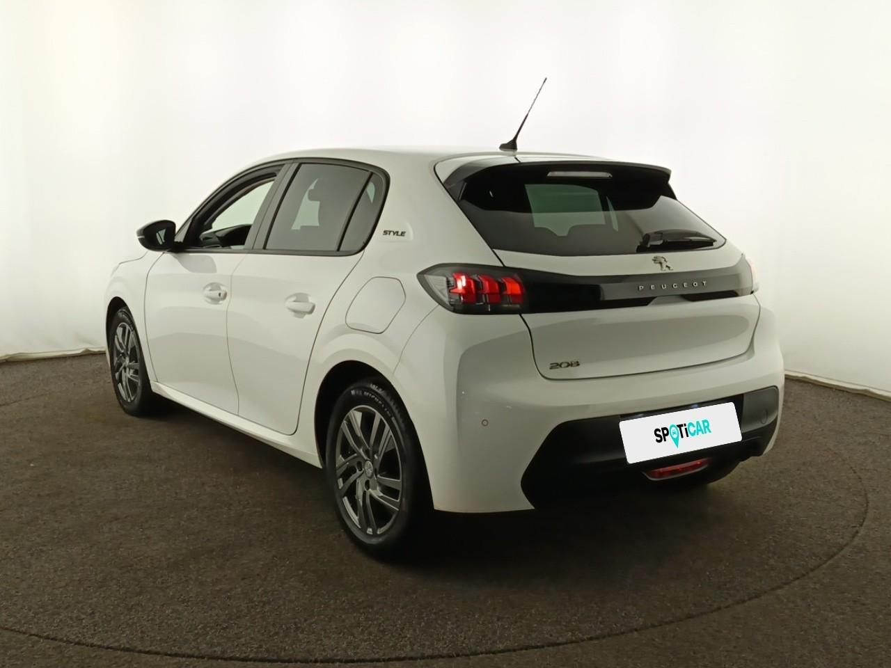 Peugeot 208 puretech 100 s&s bvm6 style — photo 7