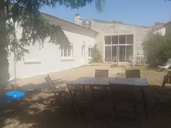 A vendre belle et grande maison