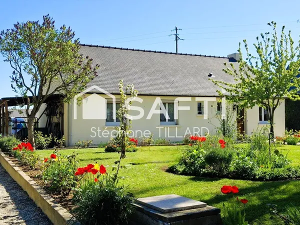 Plain pied lumineux, 4 chambres, beau jardin, dépendances