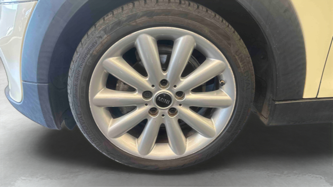 Mini Hatch 5 Portes Cooper 136 ch BVA7 — photo 14