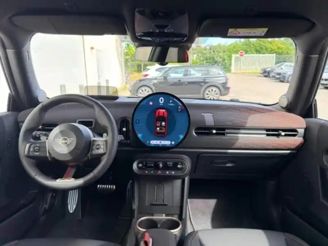Mini Cooper 3 portes jcw 231ch jcw dkg7 — photo 6