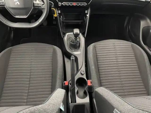 Peugeot 2008 puretech 100 s&amp;s bvm6 — photo 57