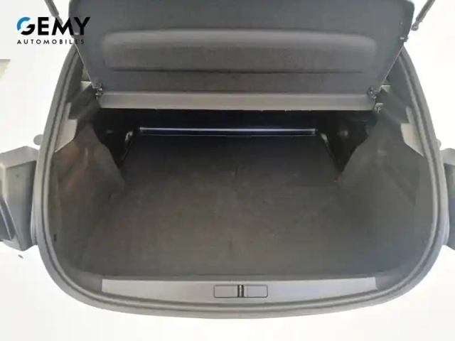 Peugeot 208 hybrid 100 e-dcs6 — photo 6