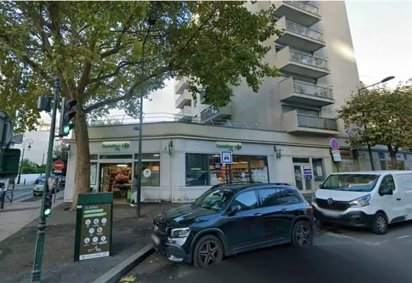 Local commercial 60 m²