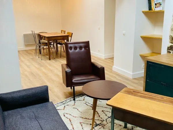 🏠 Location meublée Maison + garage à Maisdon sur sèvre