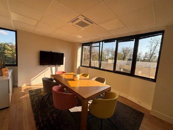 Bureaux 80 m²