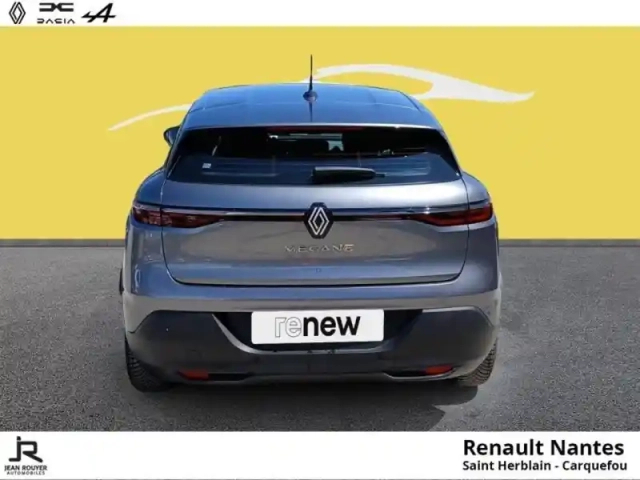 Renault Megane e-tech electric ev60 130ch evolution er super charge — photo 6