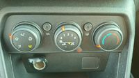 Dacia Sandero 1.0 TCe 90ch Expression — photo 15