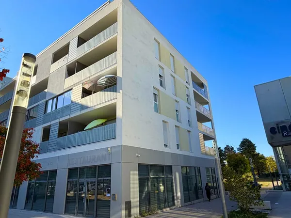 RILLIEUX CENTRE - Appartement T3 de 59 m2