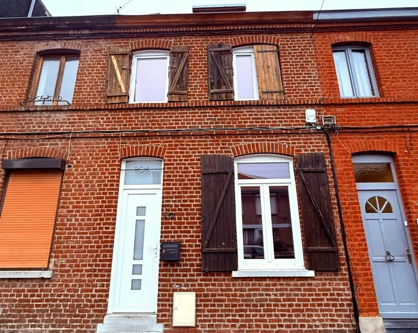 Photo 1