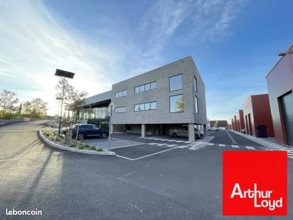 Bureaux 100 m²