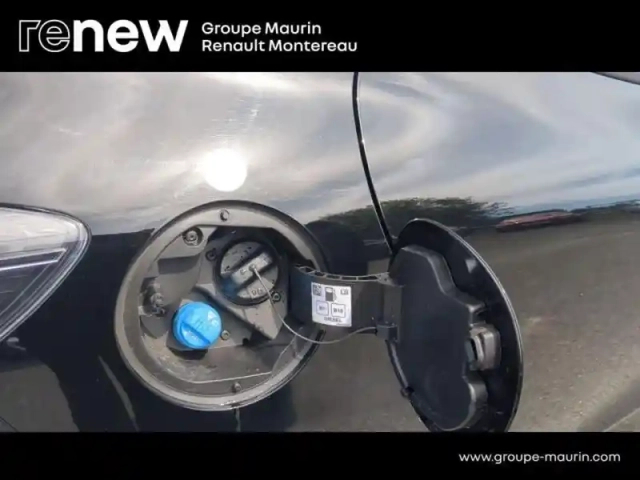 Renault Clio 1.5 blue dci 100ch evolution - 24 — photo 12