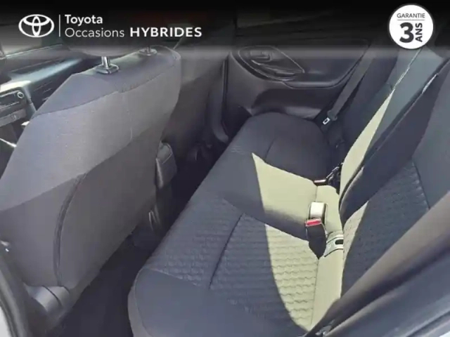 Toyota Yaris 116h design 5p my22 — photo 8