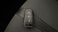 Peugeot 2008 1.2 PureTech 130ch S&S GT EAT8 — photo 16