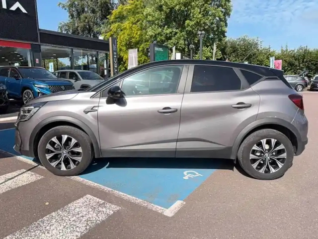 Renault Captur tce 90 — photo 1