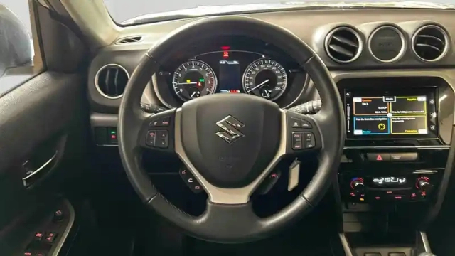 Suzuki Vitara 1.4 boosterjet hybrid — photo 14