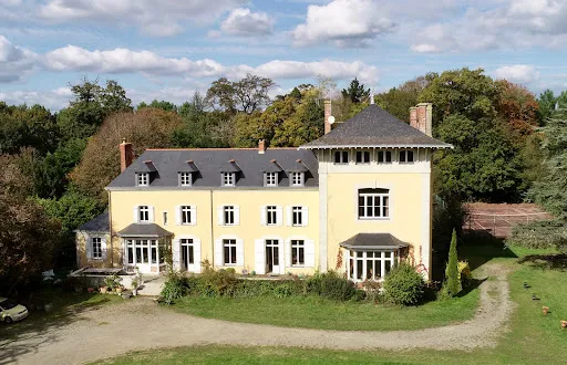 Maison 19 pièces 550 m²