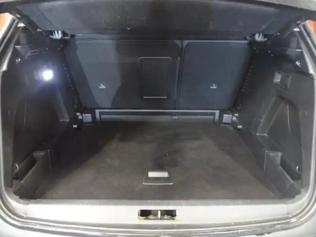 Peugeot 3008 1.2 puretech 130ch allure s&amp;s — photo 13