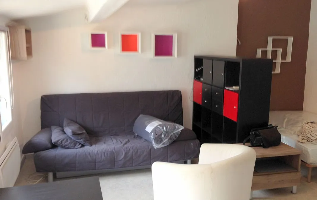 Photo 1