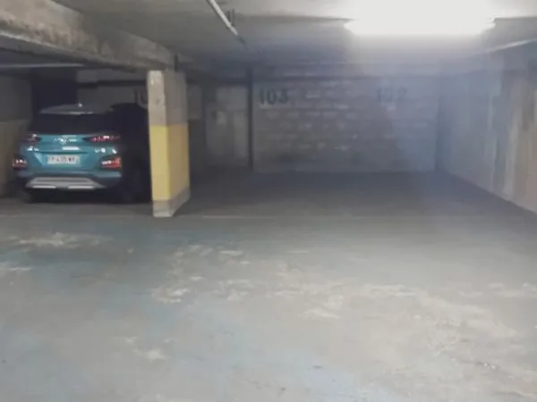 Place de parking 75010