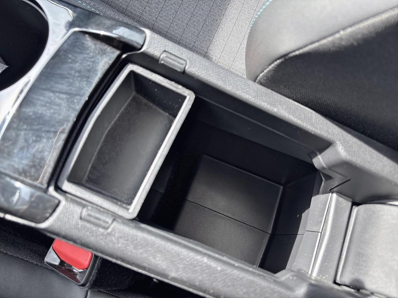 Peugeot 208 1.2 puretech 100ch s&s allure — photo 25