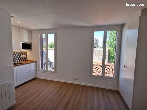 Studio refait à neuf 16 m2 670