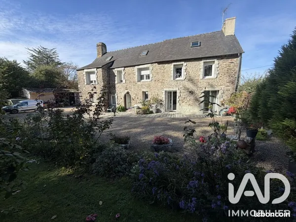 Propriété 9 pièces 196 m²