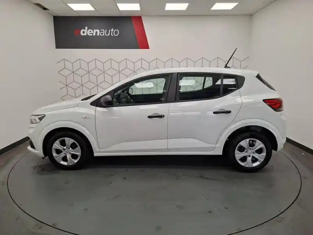 Dacia Sandero sce 65 — photo 5