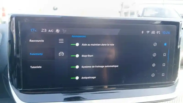 Peugeot 2008 hybrid 136 e-dcs6 — photo 60