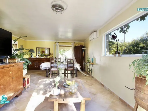 Maison de plain-pied 5 pièces 92 m²