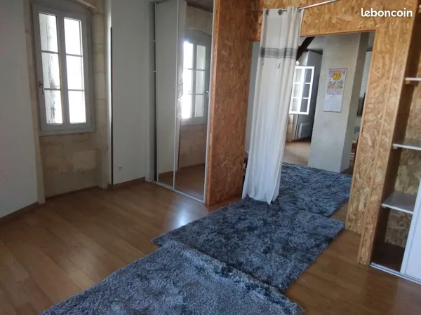 Appartement Location Gontaud-de-Nogaret 2p 70m² 560€