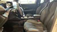 Peugeot 2008 1.2 PureTech 130ch S&S GT EAT8 — photo 12