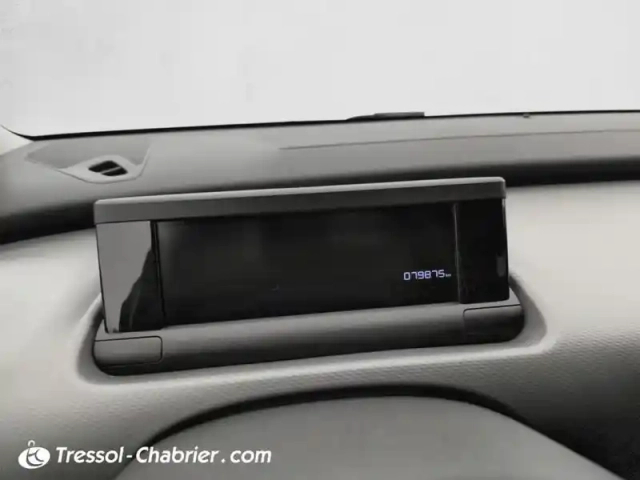 Citroën C4 cactus bluehdi 100 s&amp;s bvm6 shine — photo 21