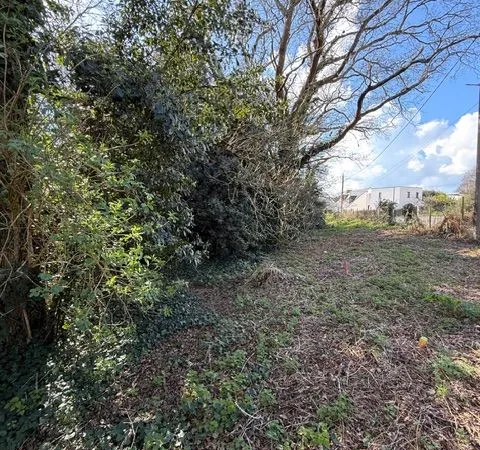 Terrain non constructible saint marc proche mer 19000 eur