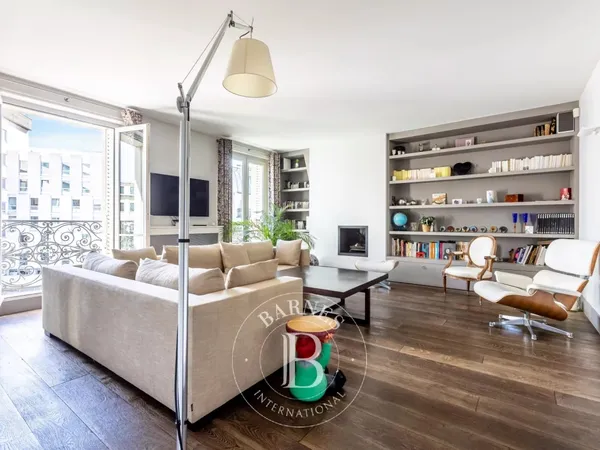 Paris 5 - Jardin du Luxembourg - Appartement familial d'exception - Etage élevé - Balcons - Vues dég