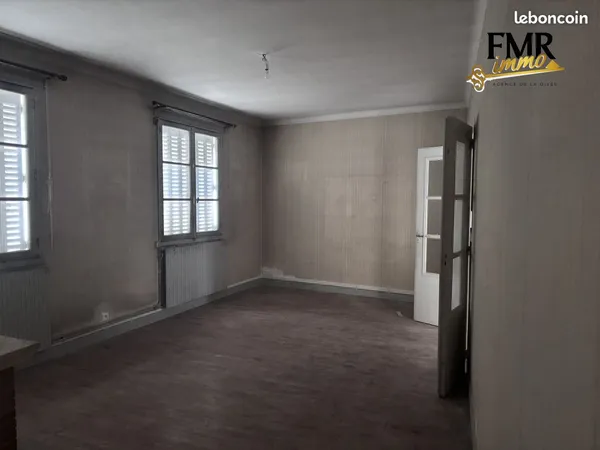 Appartement 8 pièces 174 m²